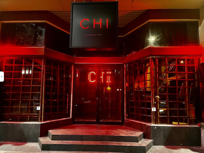 L’entrée du restaurant CHI sur le boulevard Saint-Laurent
